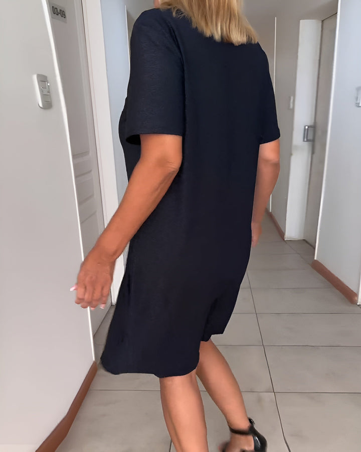 Laurence | Dress Bergaya Berlipat Leher V