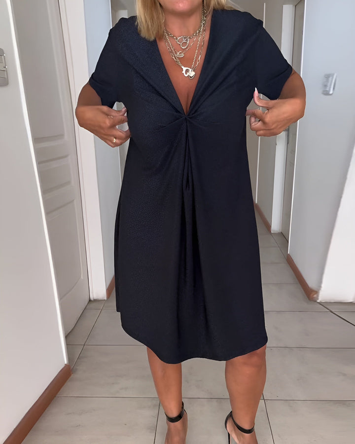 Laurence | Dress Bergaya Berlipat Leher V