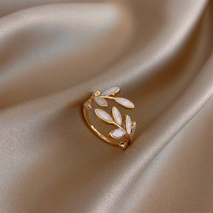 Millie™ - Cincin Daun Anggun