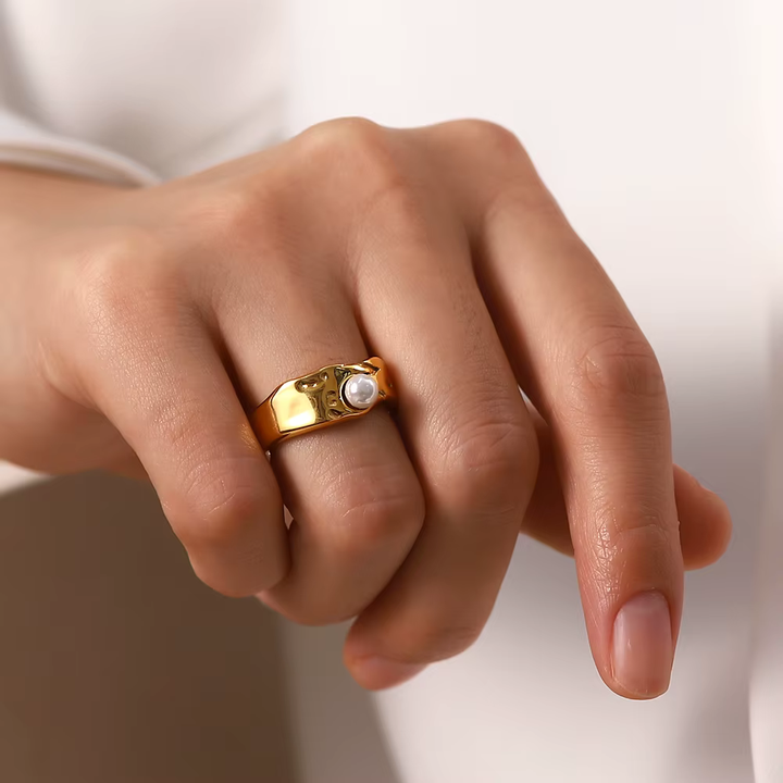 Eris™ - Cincin Mutiara Abadi